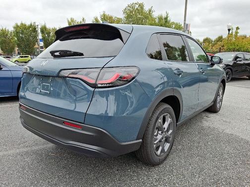 2026 Honda HR-V LX