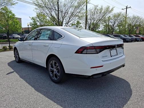 Platinum White Pearl 2026 Honda Accord Hybrid EX-L
