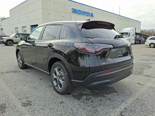 2026 Honda HR-V LX
