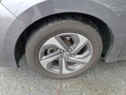 Modern Steel Metallic 2019 Honda Insight EX