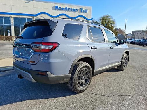 2025 Honda Pilot TrailSport