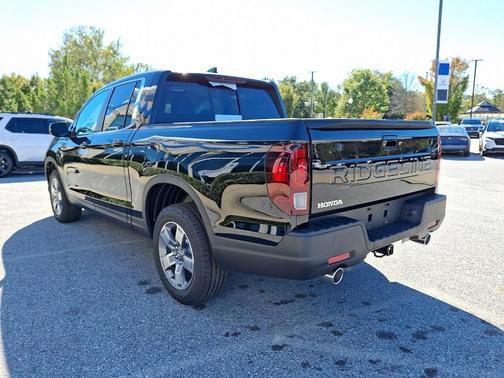 Crystal Black Pearl 2026 Honda Ridgeline RTL