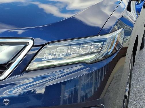 2017 Acura RDX Advance Package