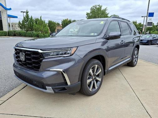 2025 Honda Pilot Touring