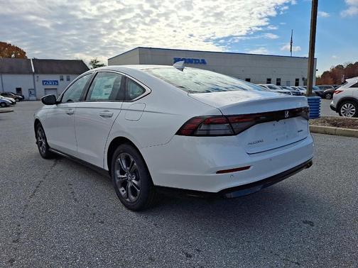 2025 Honda Accord Hybrid EX-L