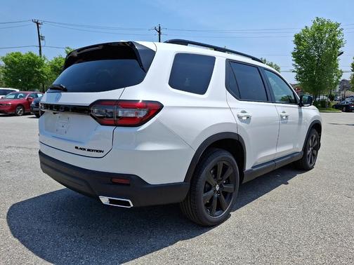 2025 Honda Pilot Black Edition
