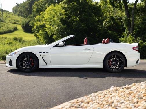 Bianco Eldorado 2019 Maserati GranTurismo MC