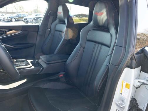 2026 Aston Martin DBX 707