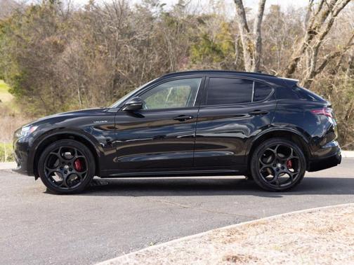 2024 Alfa Romeo Stelvio Veloce