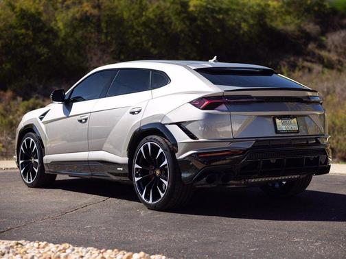 Grigio Antares Metallic 2023 Lamborghini Urus S