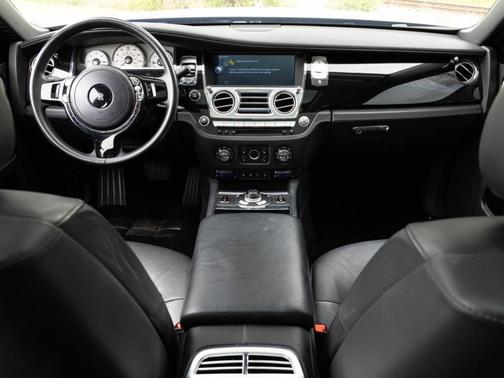 2013 Rolls-Royce Ghost 