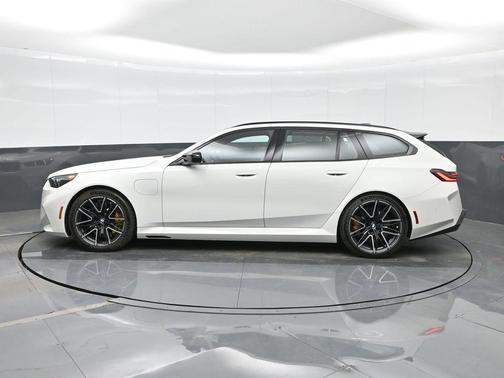 Alpine White 2025 BMW M5 Base