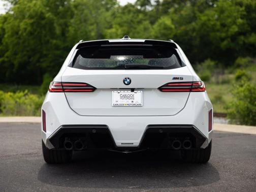 Alpine White 2025 BMW M5 Base