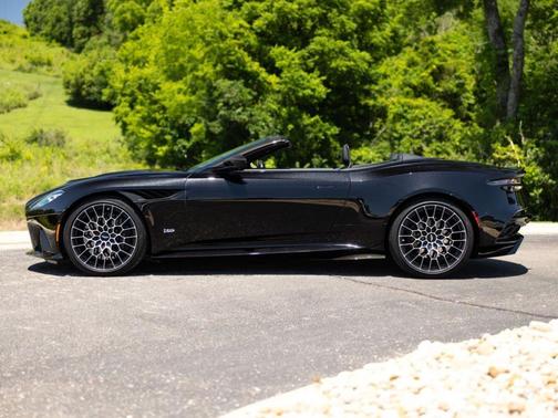 Onyx Black 2023 Aston Martin DBS VOLANTE