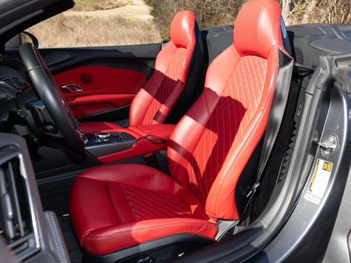 2022 Audi R8 5.2 V10 performance