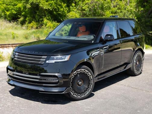 Santorini Black 2025 Land Rover Range Rover P530 SE