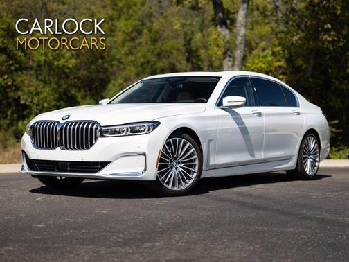 Mineral White Metallic 2021 BMW 750 i xDrive