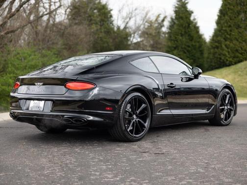 Beluga Black 2024 Bentley Continental GT V8