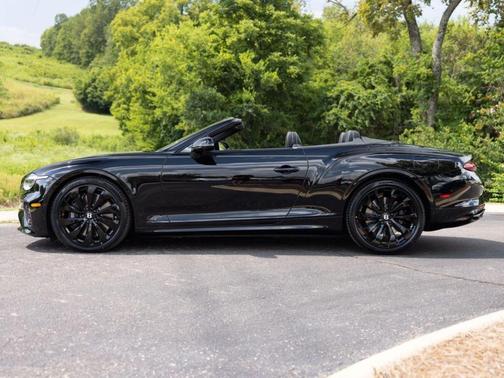 Beluga Black 2025 Bentley Continental GT V8