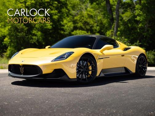 Giallo Genio 2022 Maserati MC20 Base