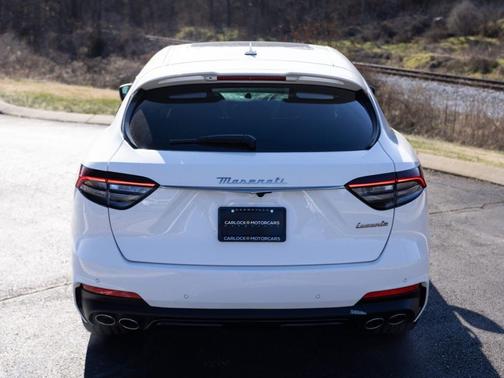 2024 Maserati Levante Modena Ultima