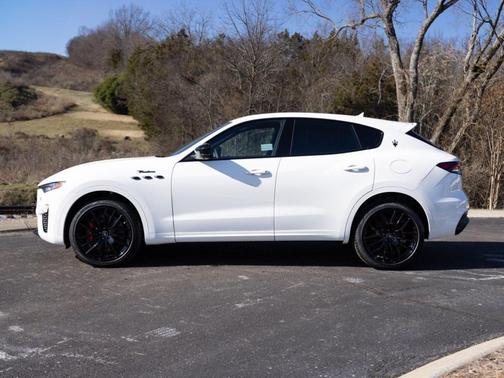 2024 Maserati Levante Modena Ultima