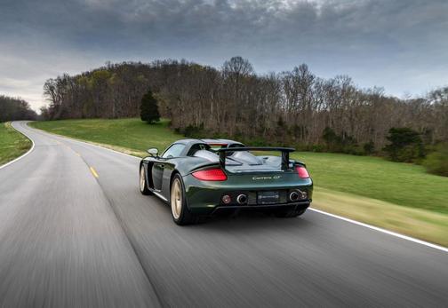 2005 Porsche Carrera GT Base (M6)