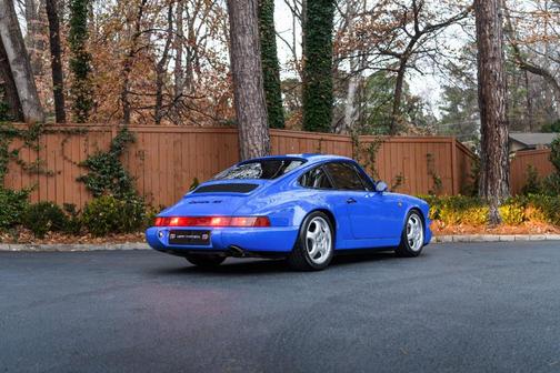 1992 Porsche 911 Carrera 2