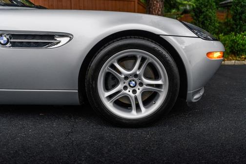 2000 BMW Z8 Base