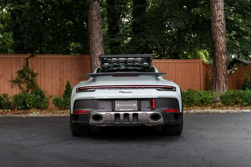 2024 Porsche 911 Dakar
