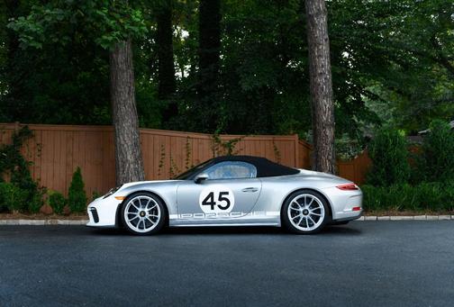 2019 Porsche 911 Speedster