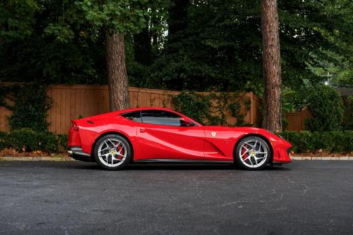 Red 2019 Ferrari 812 Superfast Base