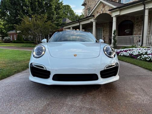 2016 Porsche 911 Turbo S