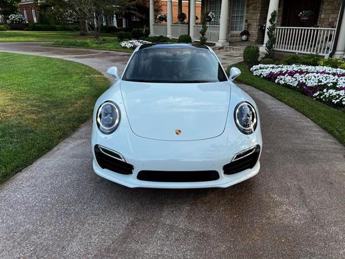 2016 Porsche 911 Turbo S