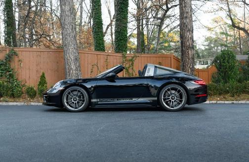 2023 Porsche 911 Targa 4 GTS