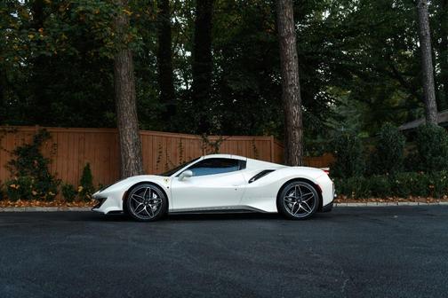 2020 Ferrari 488 Pista Spider Base