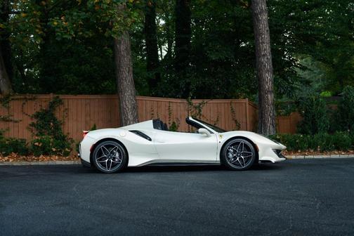 2020 Ferrari 488 Pista Spider Base