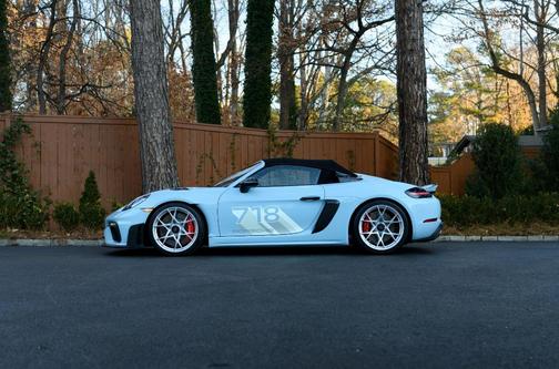 2025 Porsche 718 Spyder RS