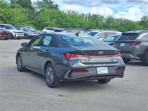 2025 Hyundai ELANTRA HEV Blue