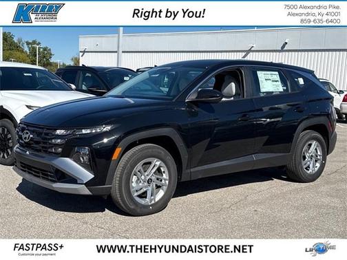 2025 Hyundai TUCSON SE