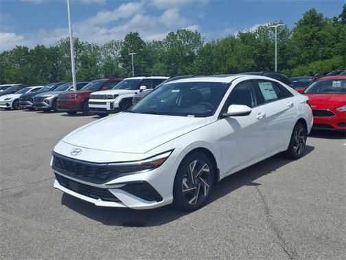 2025 Hyundai ELANTRA SEL Convenience