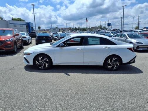 2025 Hyundai ELANTRA HEV SEL Sport
