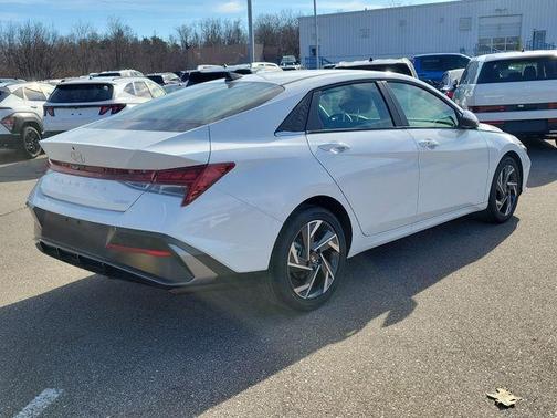 Serenity White Pearl 2026 Hyundai ELANTRA Limited