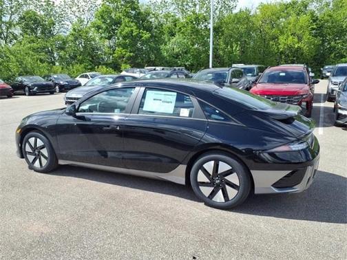2025 Hyundai IONIQ 6 SE