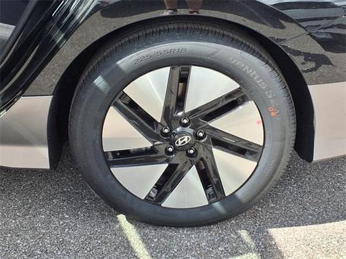 2025 Hyundai IONIQ 6 SE