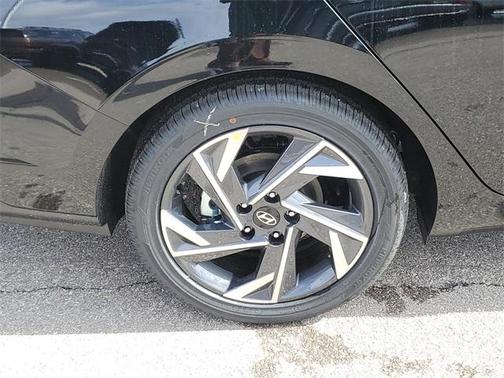 2026 Hyundai ELANTRA HEV Limited