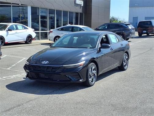 2025 Hyundai ELANTRA HEV SEL Sport
