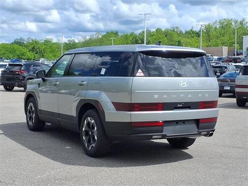 2025 Hyundai SANTA FE SE