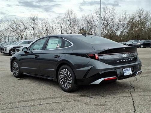 2026 Hyundai SONATA Hybrid SEL