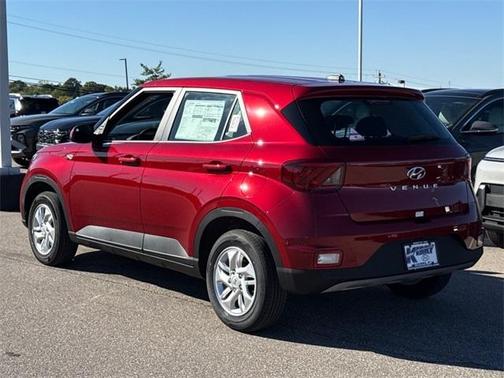 2026 Hyundai VENUE SE